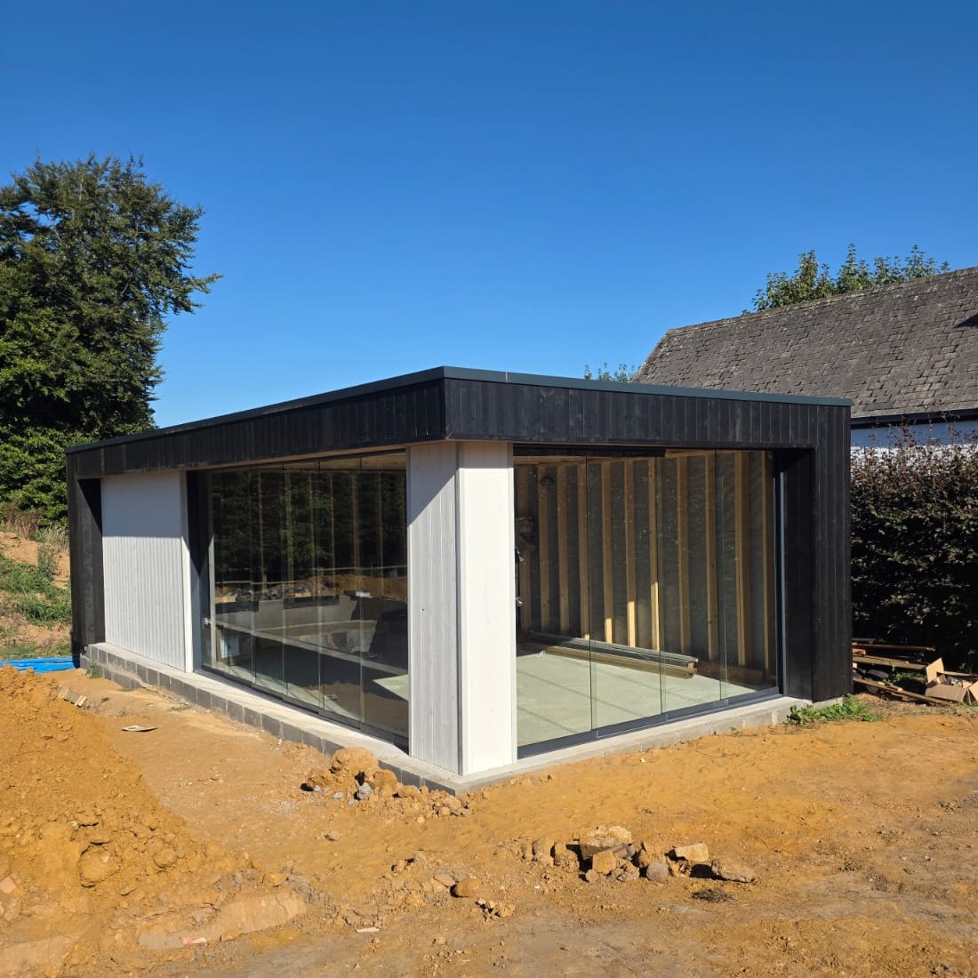 [REALISATION_1_TITRE]